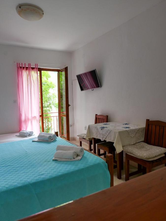 Apartments Almaja Villa Petrovac Exterior foto