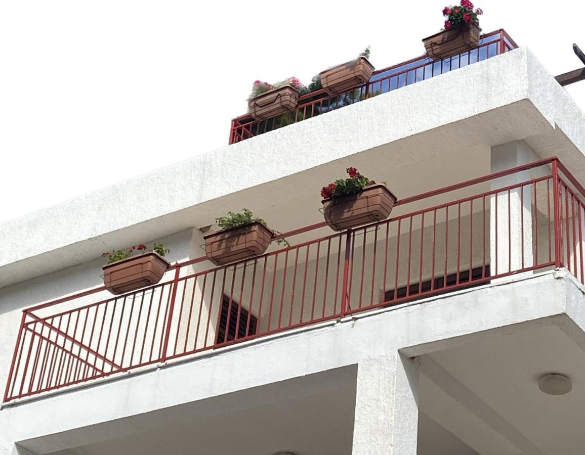 Apartments Almaja Villa Petrovac Exterior foto