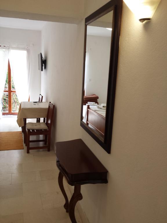 Apartments Almaja Villa Petrovac Habitación foto