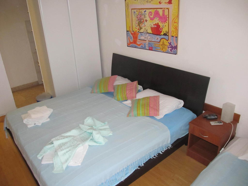 Apartments Almaja Villa Petrovac Habitación foto